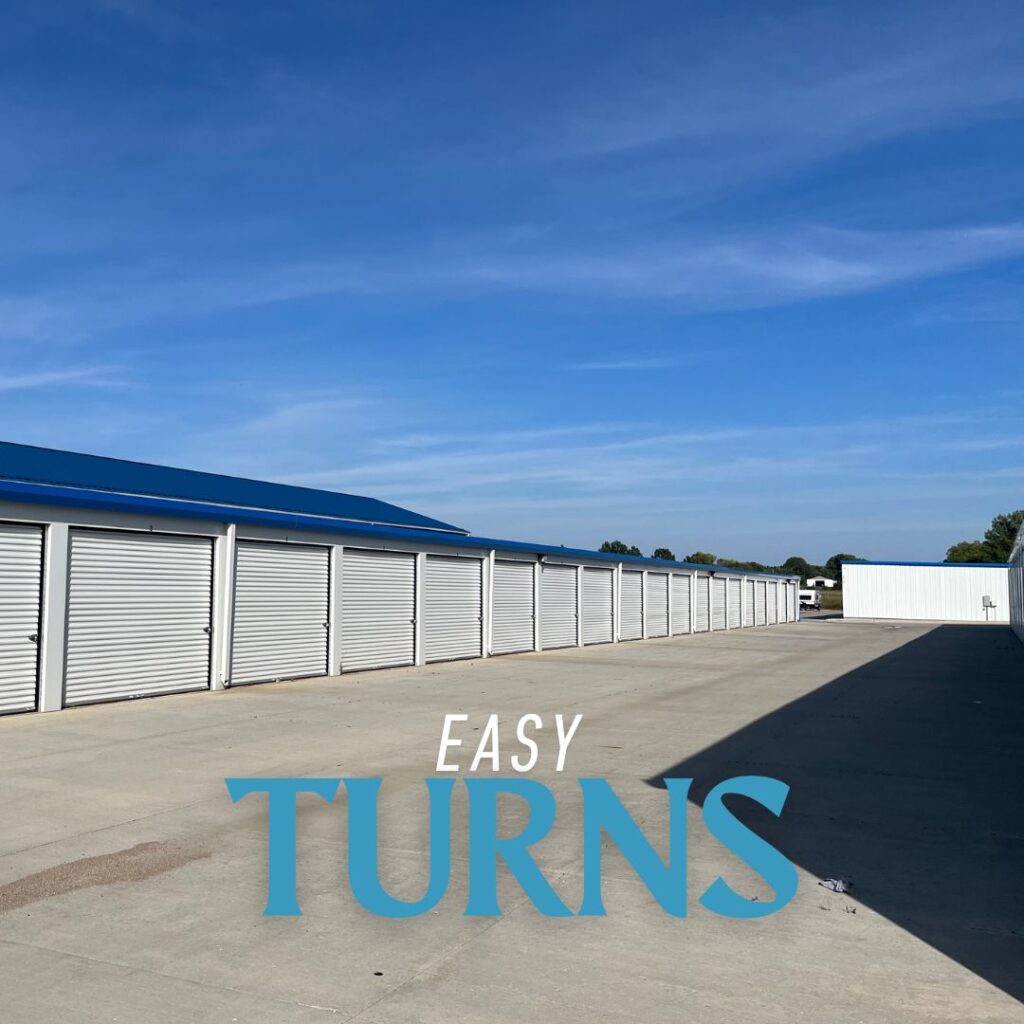 MovinG (1080 x 1080 px)